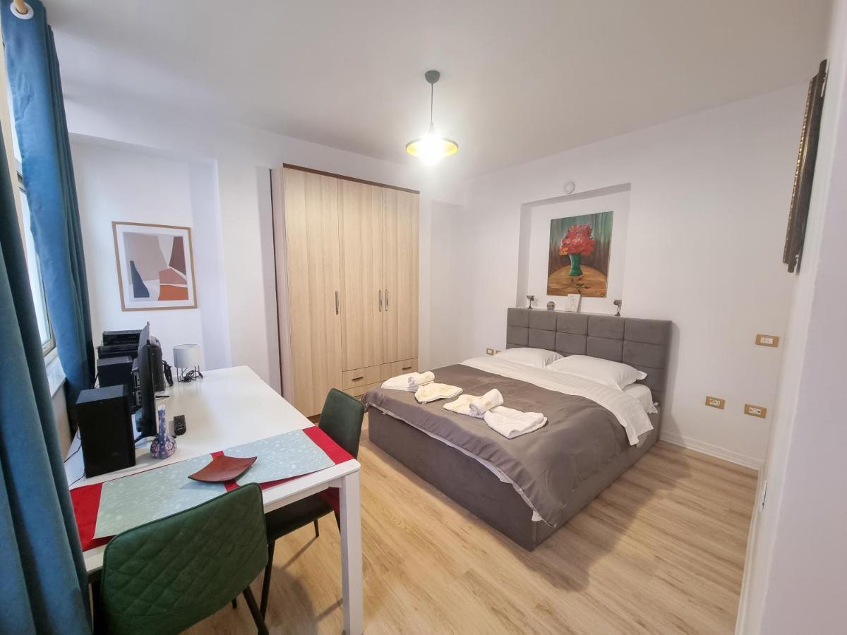 Cozy Apartment In City Center Τίρανα Εξωτερικό φωτογραφία